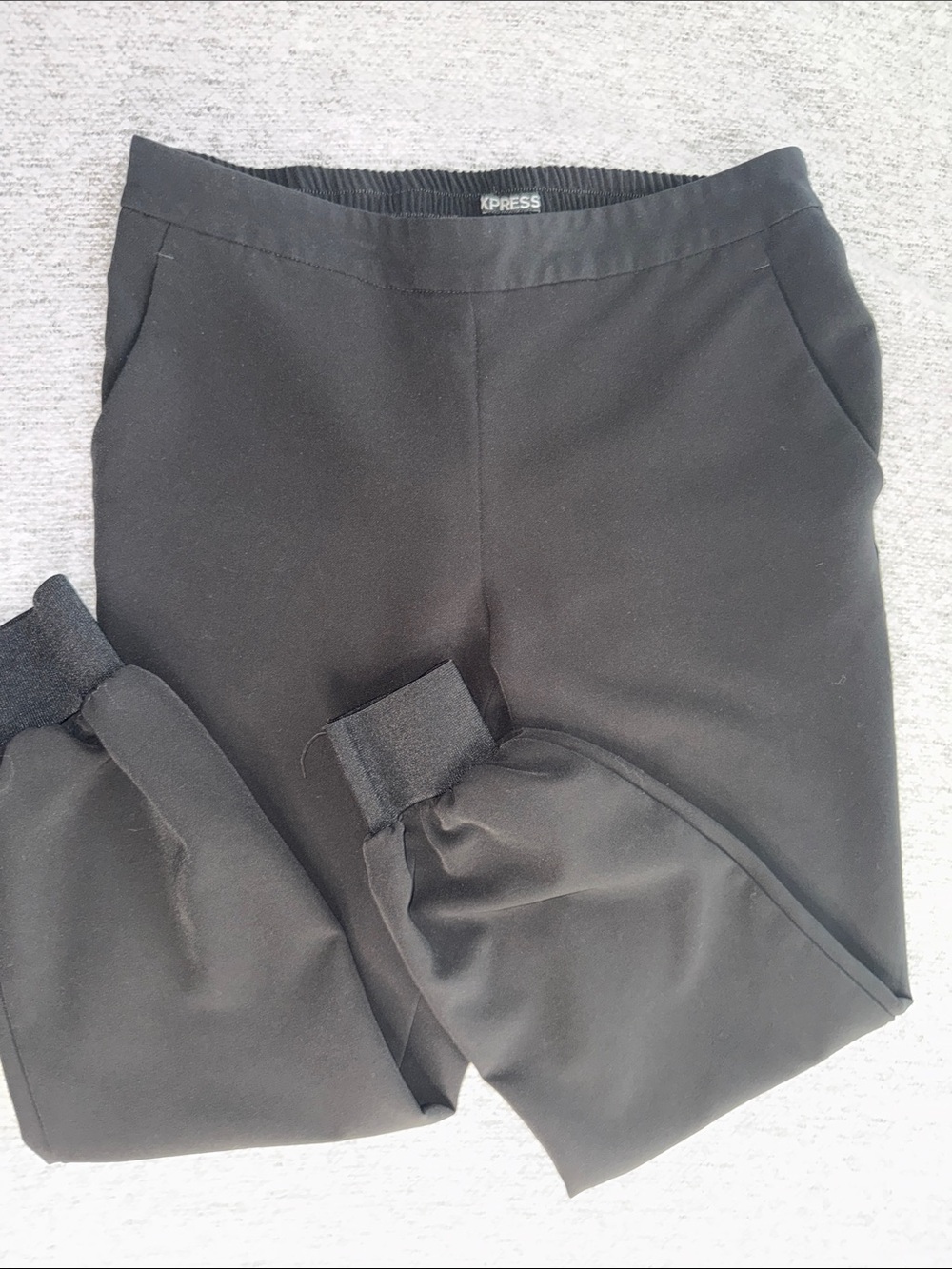 Express Women’s Black Pull On Jogger Pants Size M